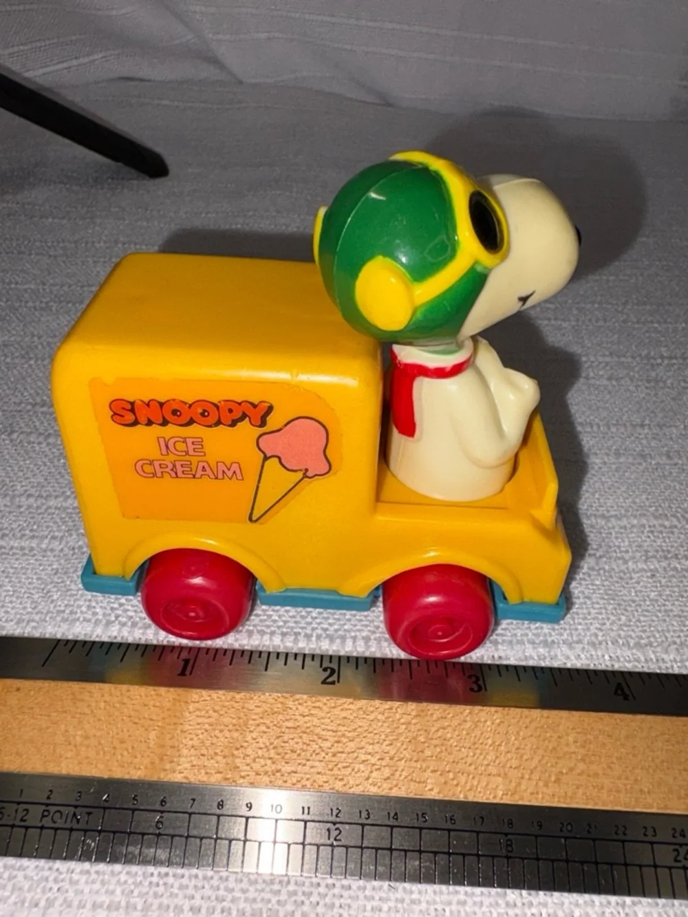 Rare vintage Snoopy, ice cream truck World War I flying ace